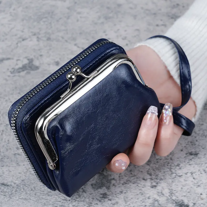 Women's PU Leather Vintage Buckle Zipper Compact Clutch Bag - Holds Coins, Credit Cards, Cash, Ideal for Daily Use, Gifting, Valentine's Day (Party Supplies), Buckle Detail