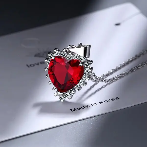 3.6ct Love Heart Created Ruby 925 Sterling Silver Pendant Necklace for Woman Romantic Engagement Gemstone Jewelry Choker