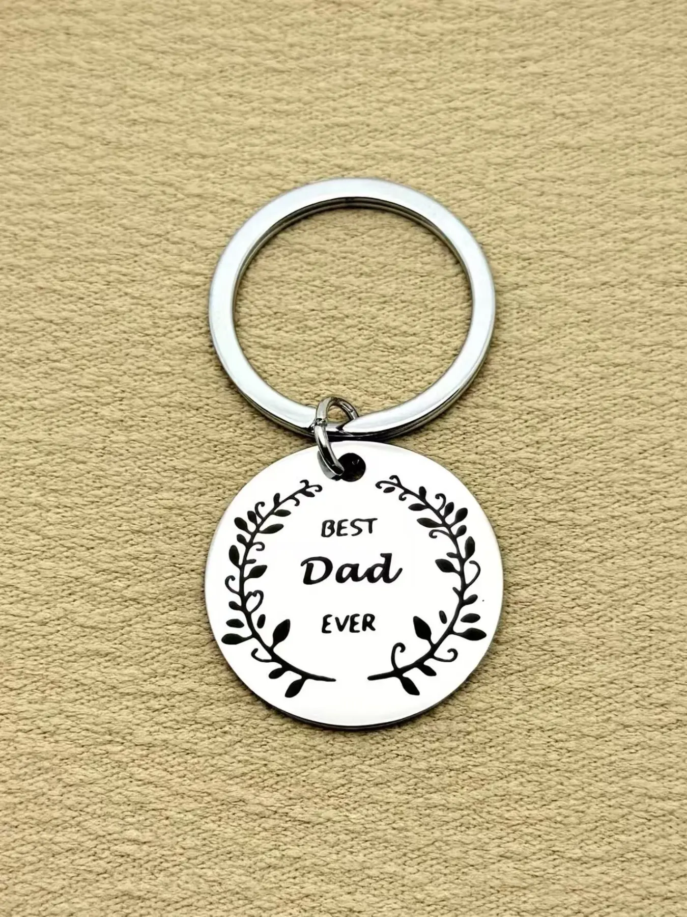 1Pc，Stainless Steel Keychain for Dad, Engraved 'best Dad Ever,' Perfect Gift for Birthday, Father's Day, Thanksgiving, Christmas