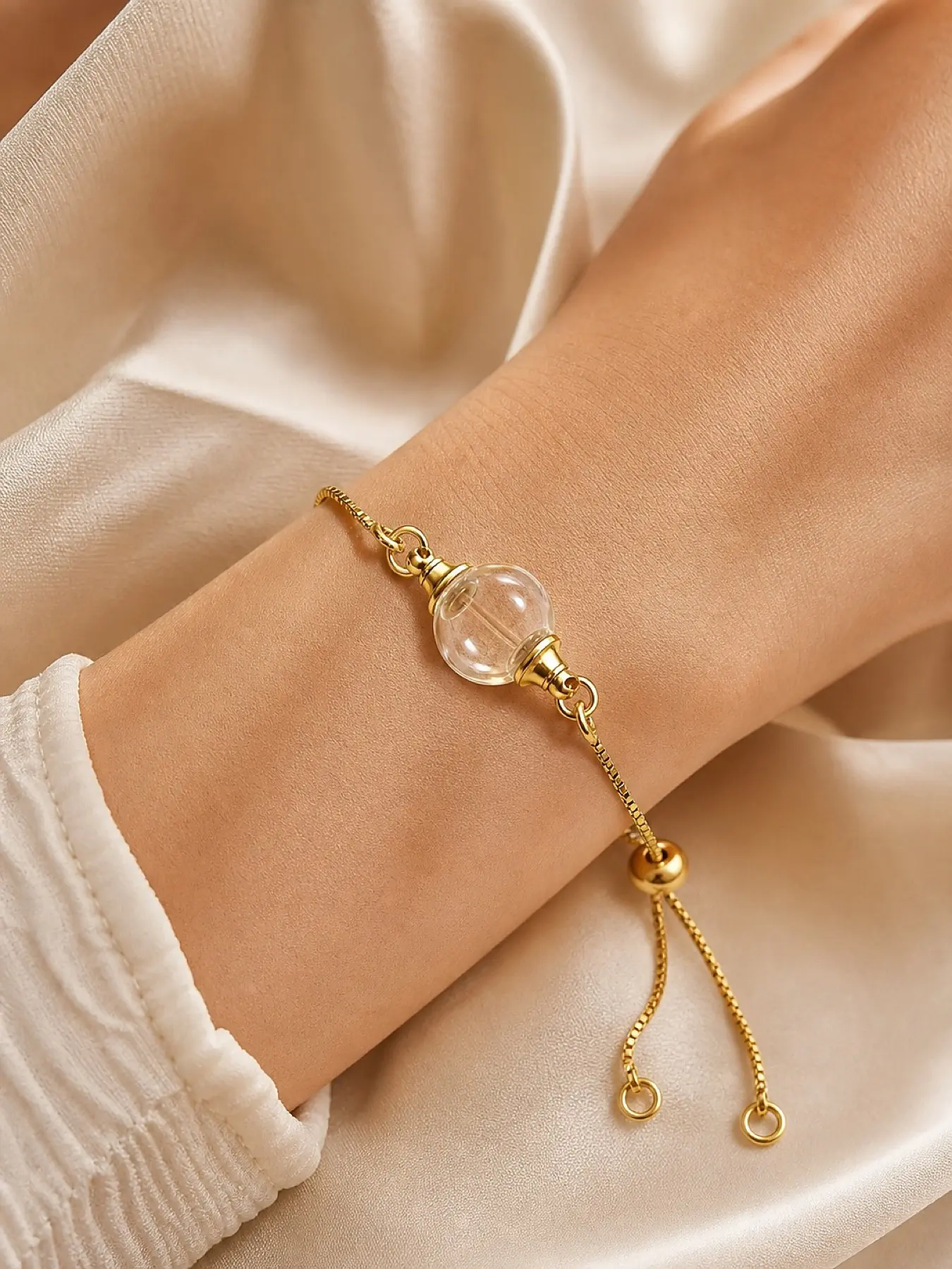 Adjustable Transparent Glass Bottle Pendant Bracelet, Fillable Wish Bottle Slide Clasp Chain Accessory, Unique Jewelry Gift Idea