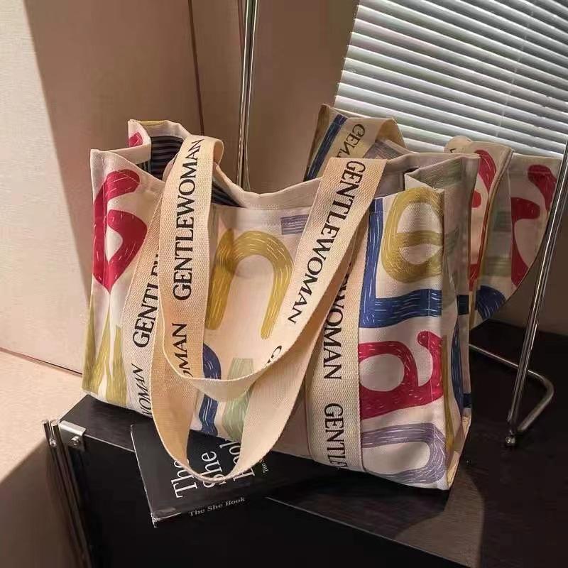 Summer single-shoulder canvas bag for women, large-capacity handbag for going out, versatile tote bag for students, class, and commuting