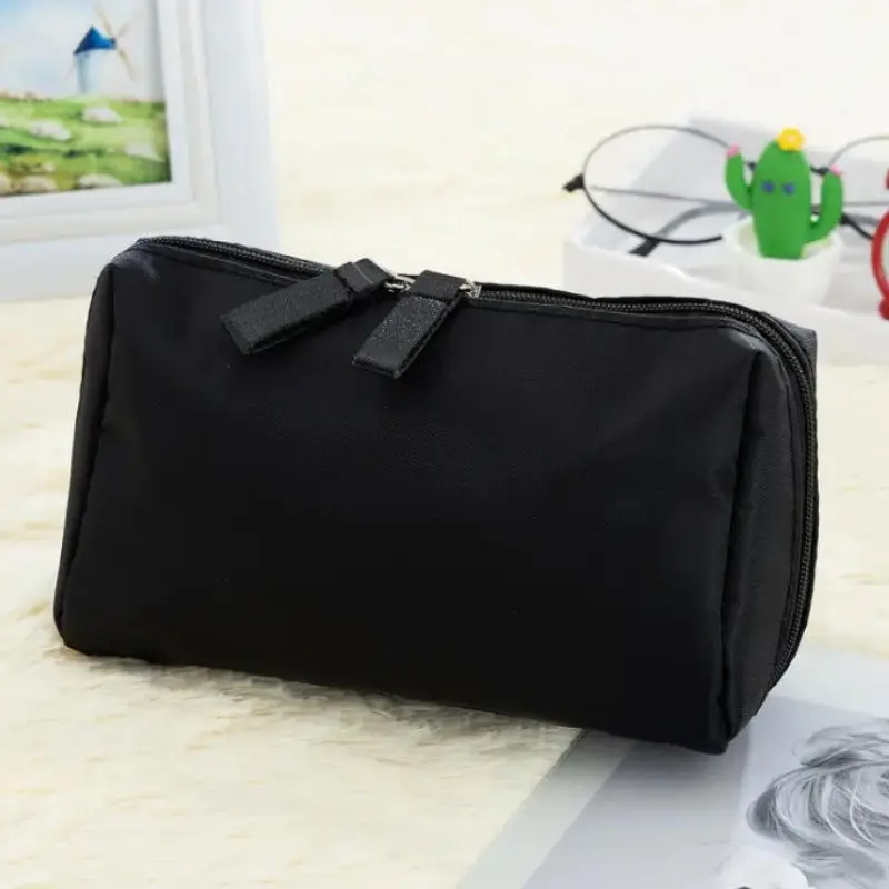 Portable Mini Travel Cosmetic Bag, Large Capacity Waterproof Makeup Organizer, Compact Lightweight Storage for Lipstick and Essentials