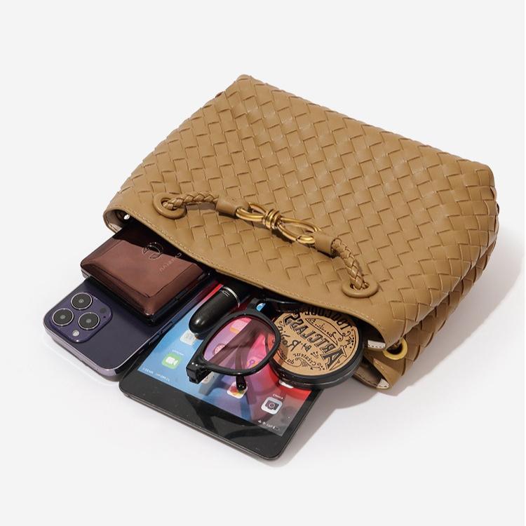 6197 Hand-woven Large-capacity Handbag 2025 New PU Leather Shoulder Messenger Women's Bag