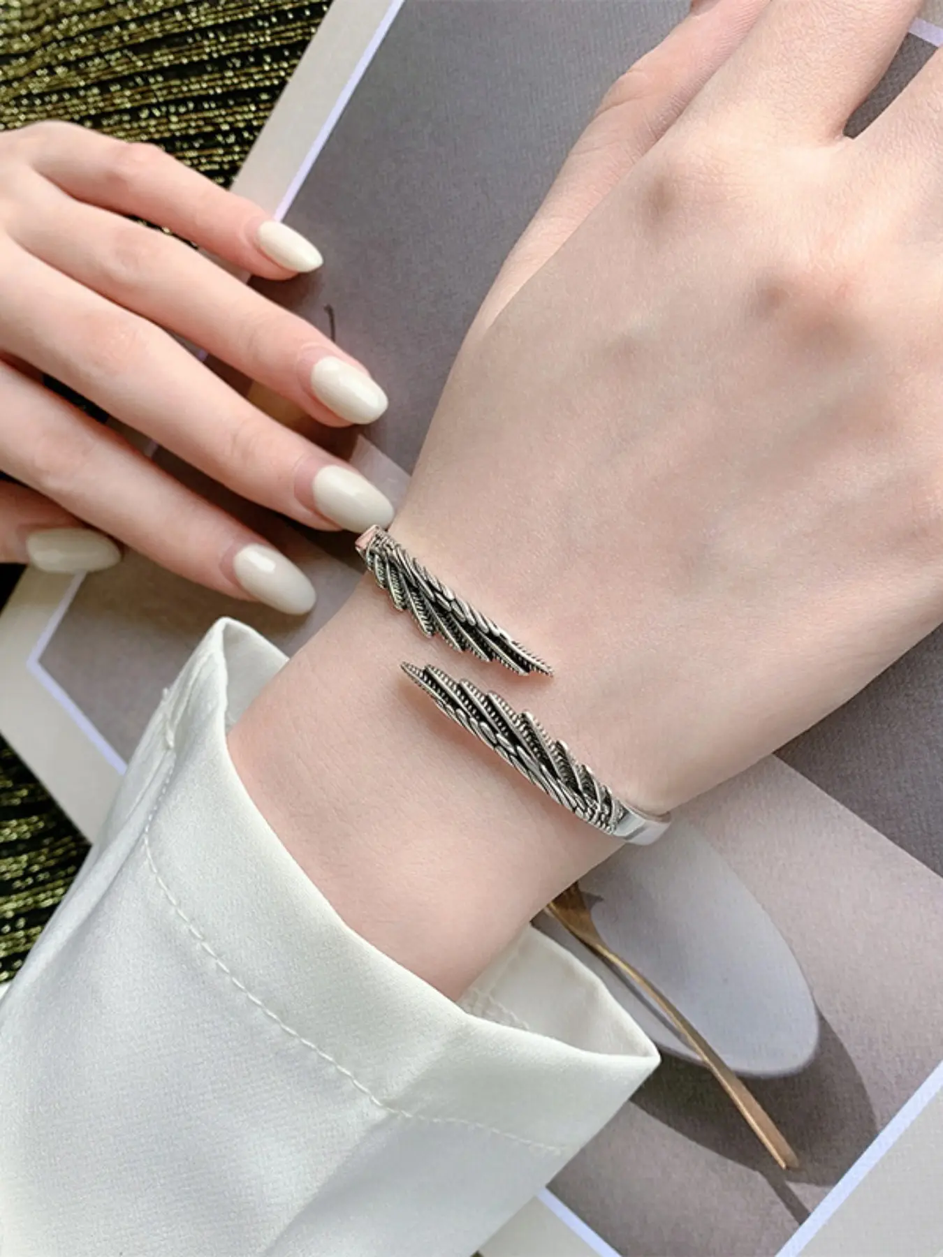 925 Sterling Silver Women's Korean Style Feather Cuff Bangle Bracelet, Fashionable Unique Design, Vintage Angel Wings Jewelry Accessory