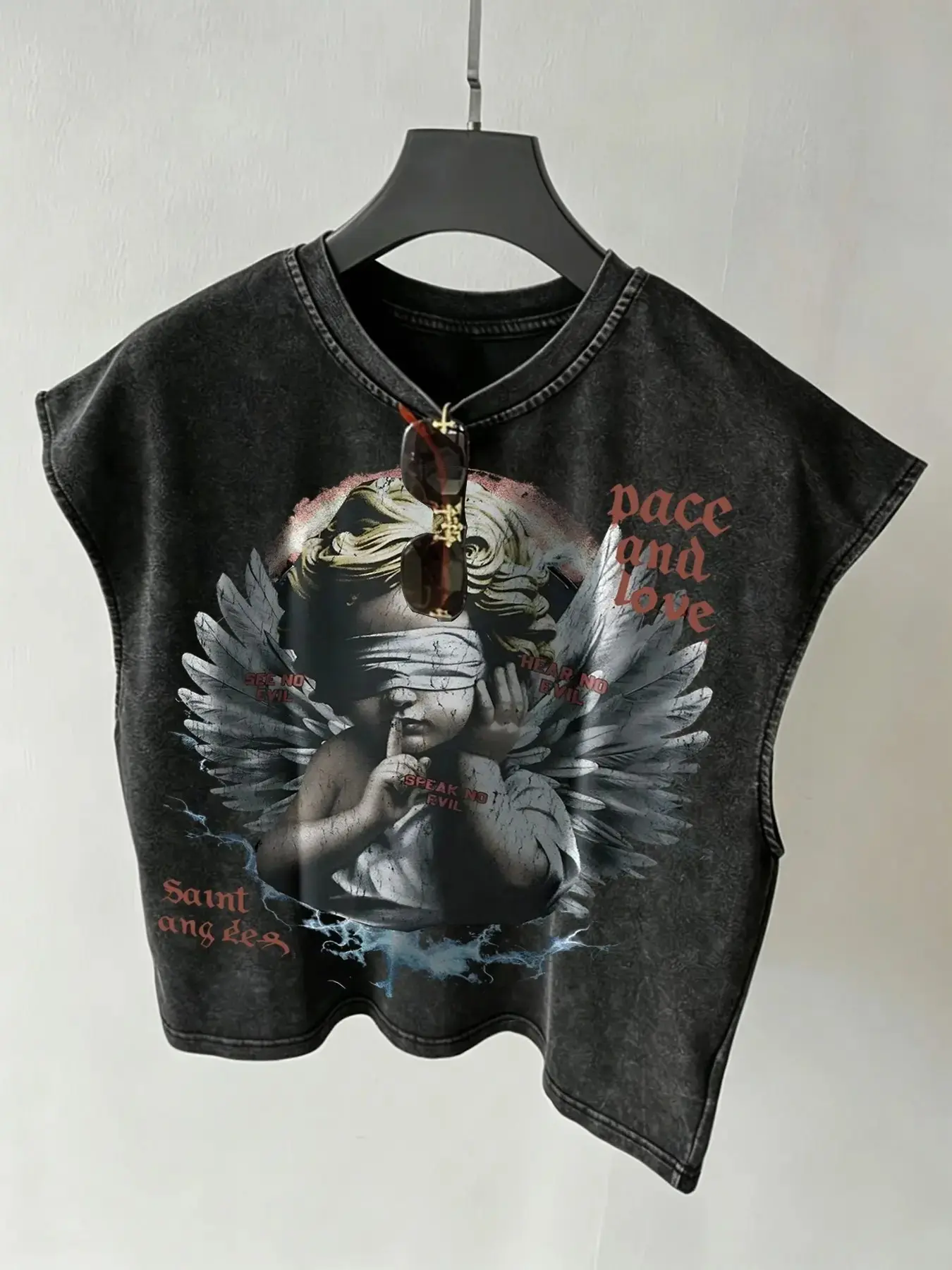 Men's Vintage Washed Saint Angel Graphic Print Cropped Sleeveless Tank Top Menswear Streetwear Casual Fashion