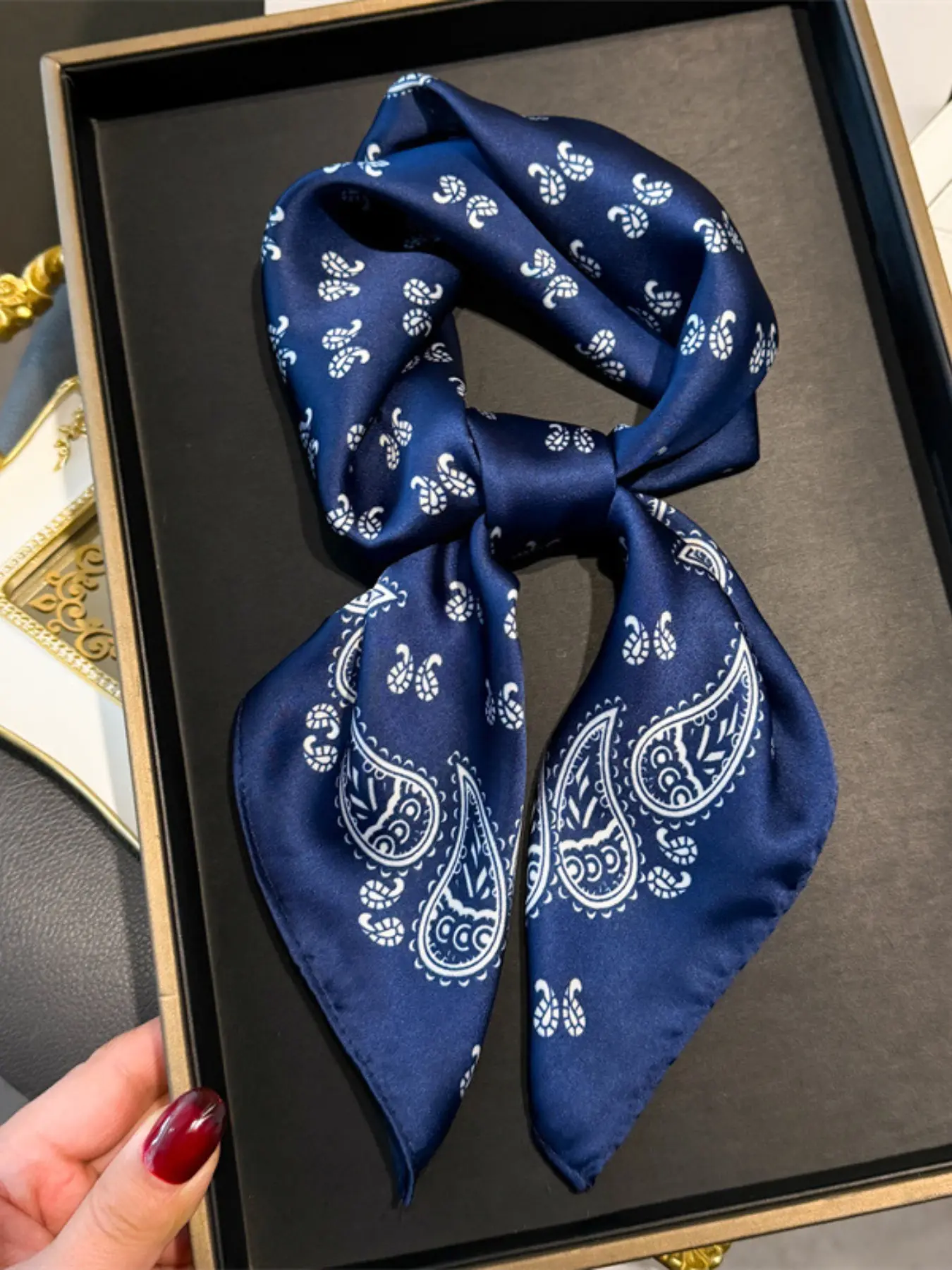 Premium Silk-Feel Paisley Bandana, 27.5" Large Floral Square Scarf, Boho Style, Multipurpose Hair Scarf & Neck Shawl, Vintage Aesthetic Accessory