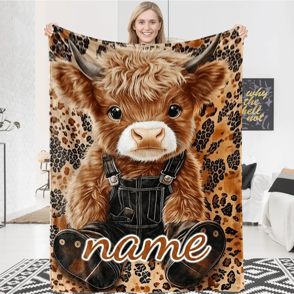 280GSM personalized custom-made fleece blanket with cute little bull drawings. Perfect for all seasons, suitable for adults, families, birthdays, and personalized gifts for couples – a cozy and warm blanket., Personalized Blankets, Customized
