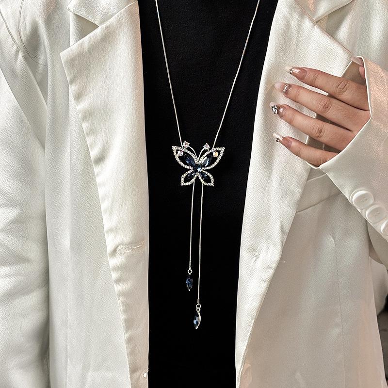 High-End, Non-Fading, Sweater Chain, Versatile Fashion Necklace For Women, Niche Design With A Sense Of Sophistication Pendant