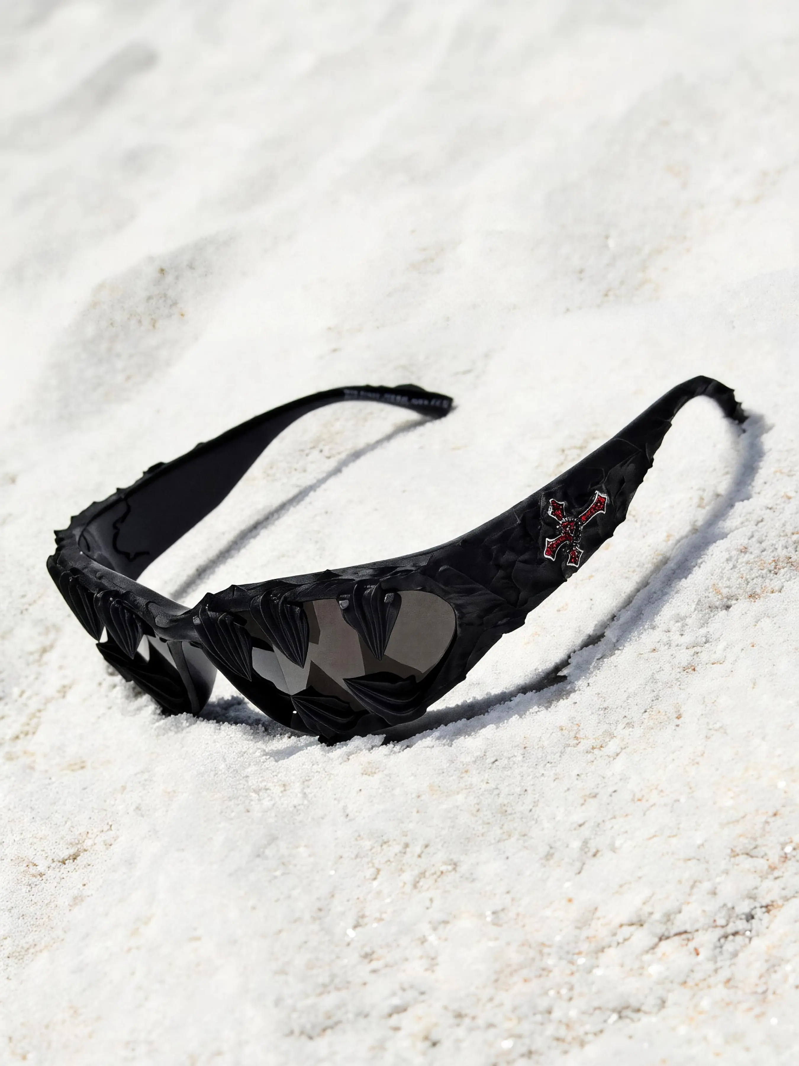 Toxic Venom Cross Personality Fashion Glasses, Street Y2K Style, Subculture Monster Decor, All-Season Retro Sunglasses, Fashion Eyewear, Includes Cleaning Cloth and Lanyard
