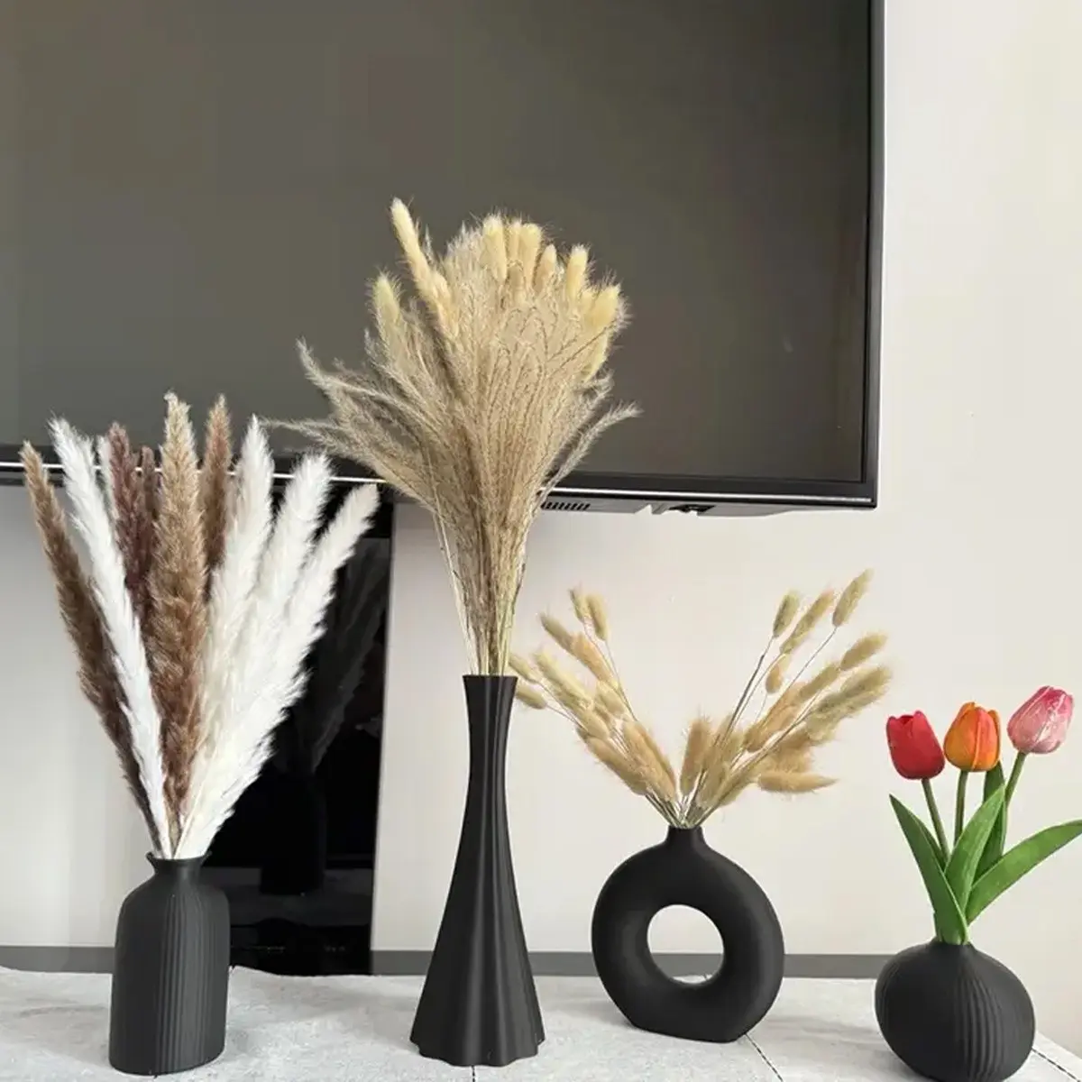 1PC Morandi Matte Irregular Ceramic Vase, Vertical Striped Hollow Donut Dried Flower Vessel, Vase For Flowers, Minimalist Cream Aesthetic Tabletop Decor Ornament For Living Room Entryway Dried Preserved Flower Home Decoration, Home Decorative Vase