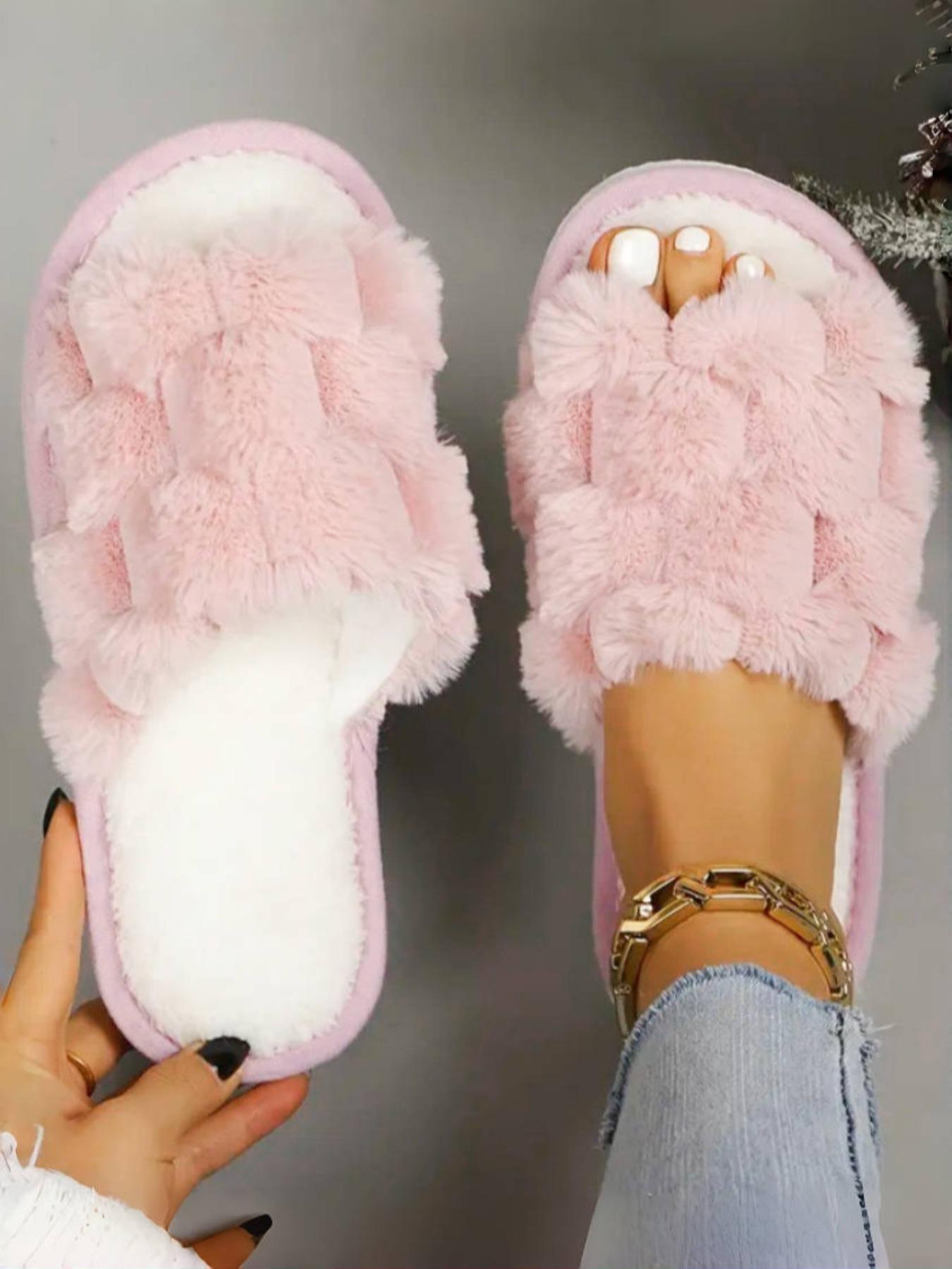 Women’s & Men’s Checkered Faux Fur Plush Slippers – Cozy Smooth Soft Furry Indoor Shoes, Thick Warm Fleece Lining for Ultimate Comfort, Classic Check Pattern Design, Non-slip Durable Sole, Lightweight Quiet Bedroom House Shoes, Footwear
