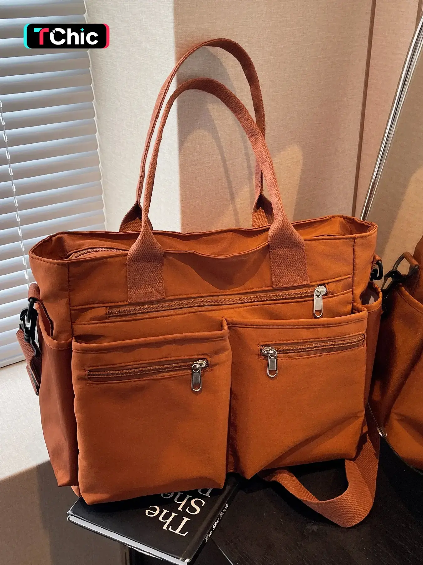 Women's Solid Color Multi-Pocket Tote Bag, Large Capacity Lightweight Adjustable Crossbody Shoulder Bag, Casual Fashion Bag, Casual Commuter Handbag for Work and Daily Use