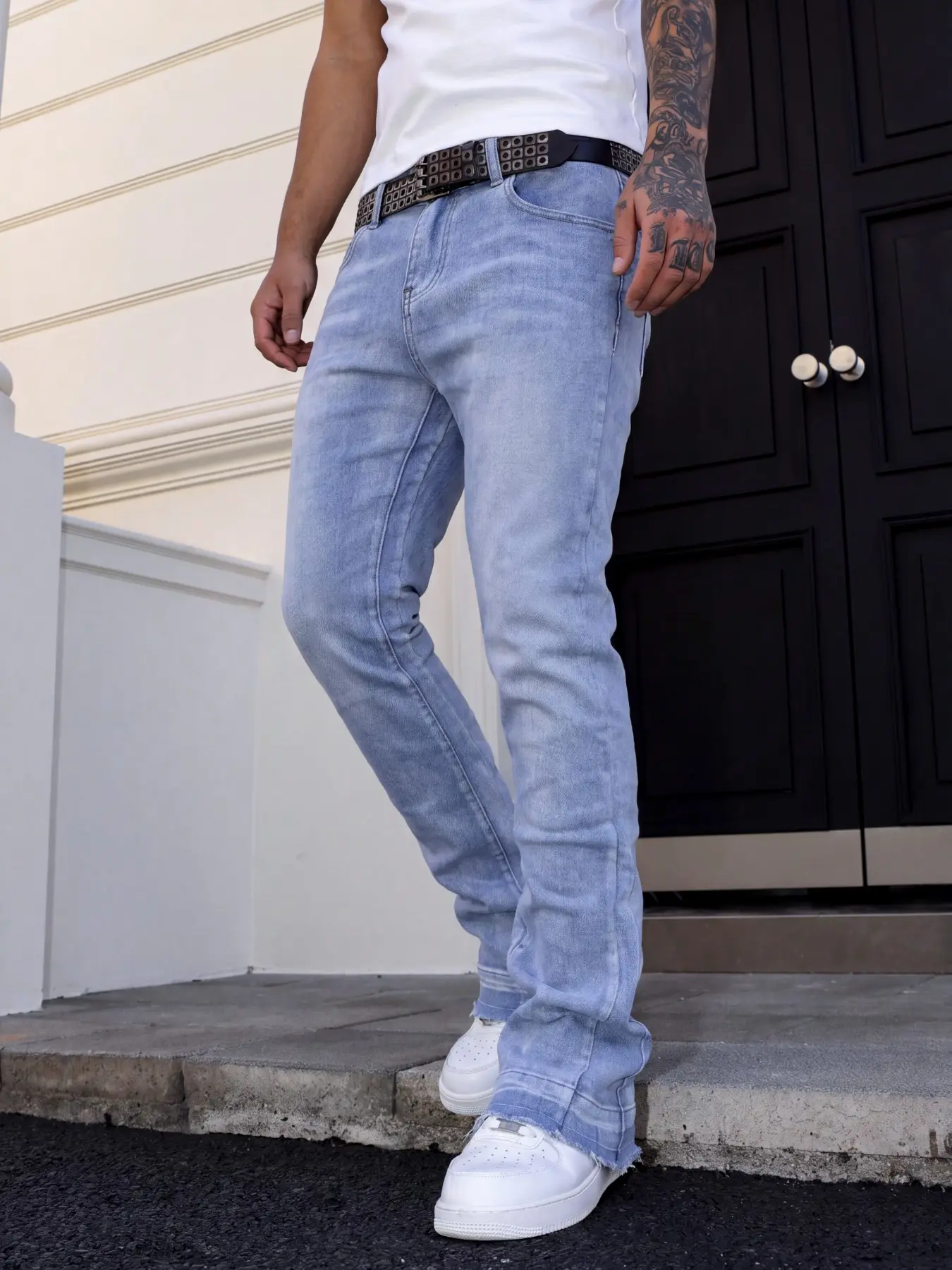 Men's Slim-fit Mid Flare Jeans with Frayed Hems, 4 Colors Available (Black / Grey / Light Blue / Dark Blue). Casual street-style Streetwear jeans for all seasons.