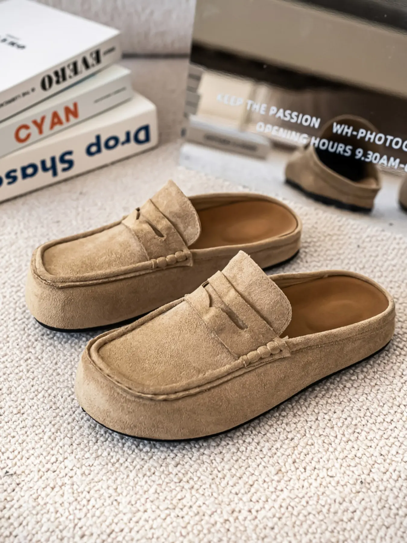 Men's Slip-On Loafers, Wide Fit, Leather Upper, Rubber Sole, All-Season Comfort, Casual & Commuter Style, Breathable & Lightweight
