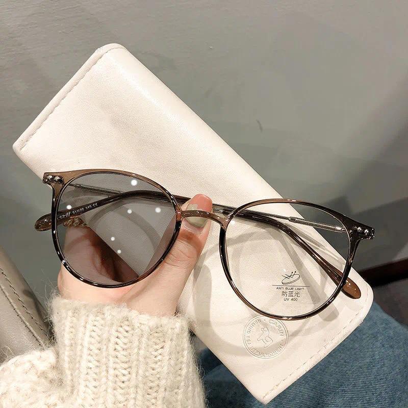 Women's Fashion Photochromic Myopia Glasses Unisex Ultralight Anti-UV Near Sight Eyeglasses Men Ladies Vintage Round Eyewear