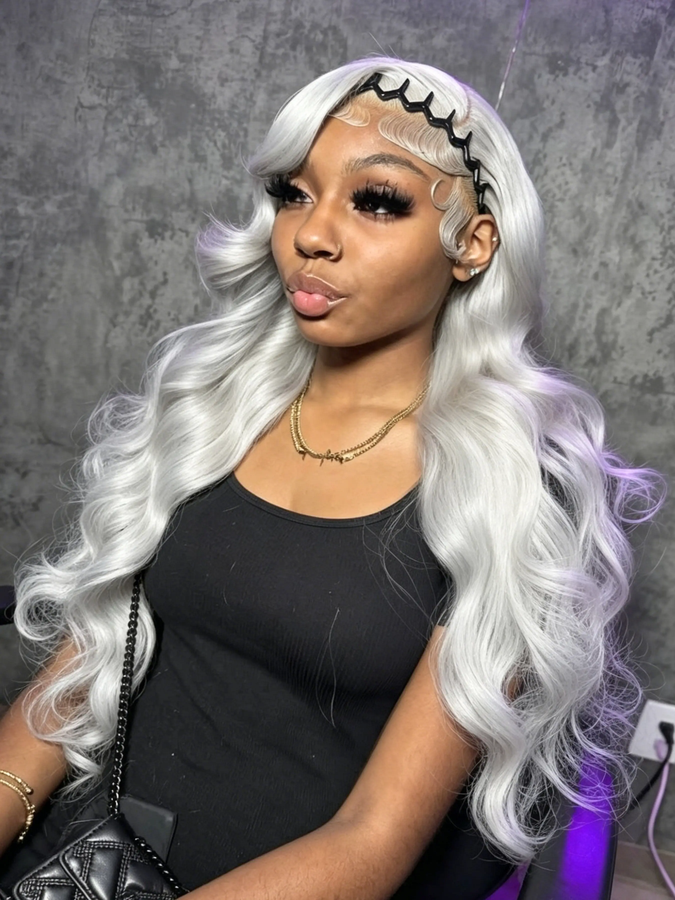Silver Wavy Wig 13x4 Lace Front Wig Pre-Plucked Hairline Grey Silver Wavy Wig HD Transparent Lace Frontal Wig Free Parting Natura Look Heat-Resistant Synthetic Wig for Women Party Cosplay Stage  28 Inches Adjustable Fit Wig Body Wavy Wig