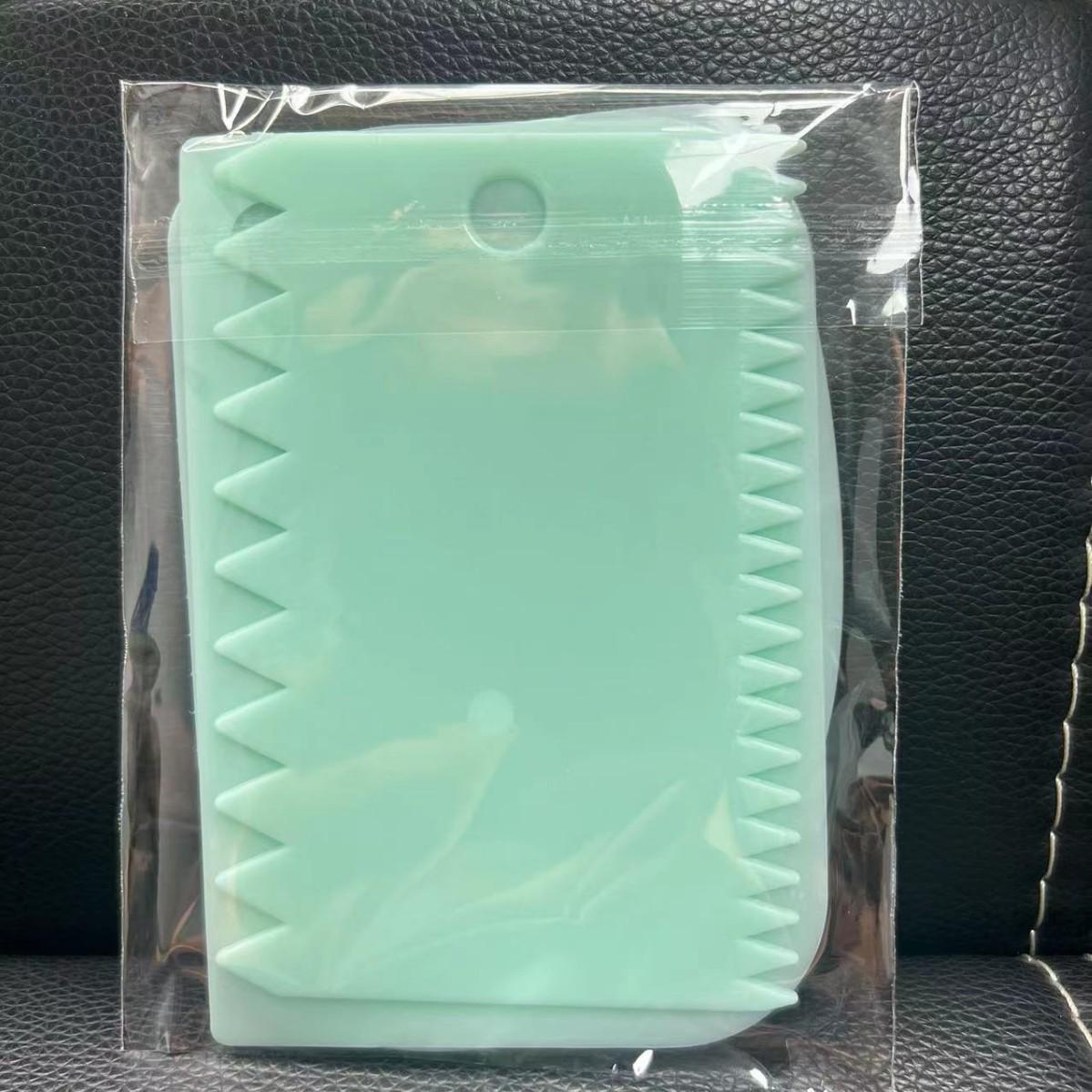 3-Piece Flexibake Plastic Cake Smoothing Tool Set, Multi-Functional Baking Tools for Cake Decorating and Dough Smoothing