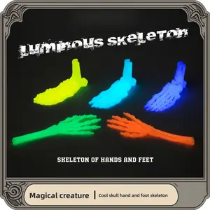 Eerie Glowing Skeleton Bone Figurines Movable Joint 3D Printed Skull Hand Foot Claws Halloween Scene Decor