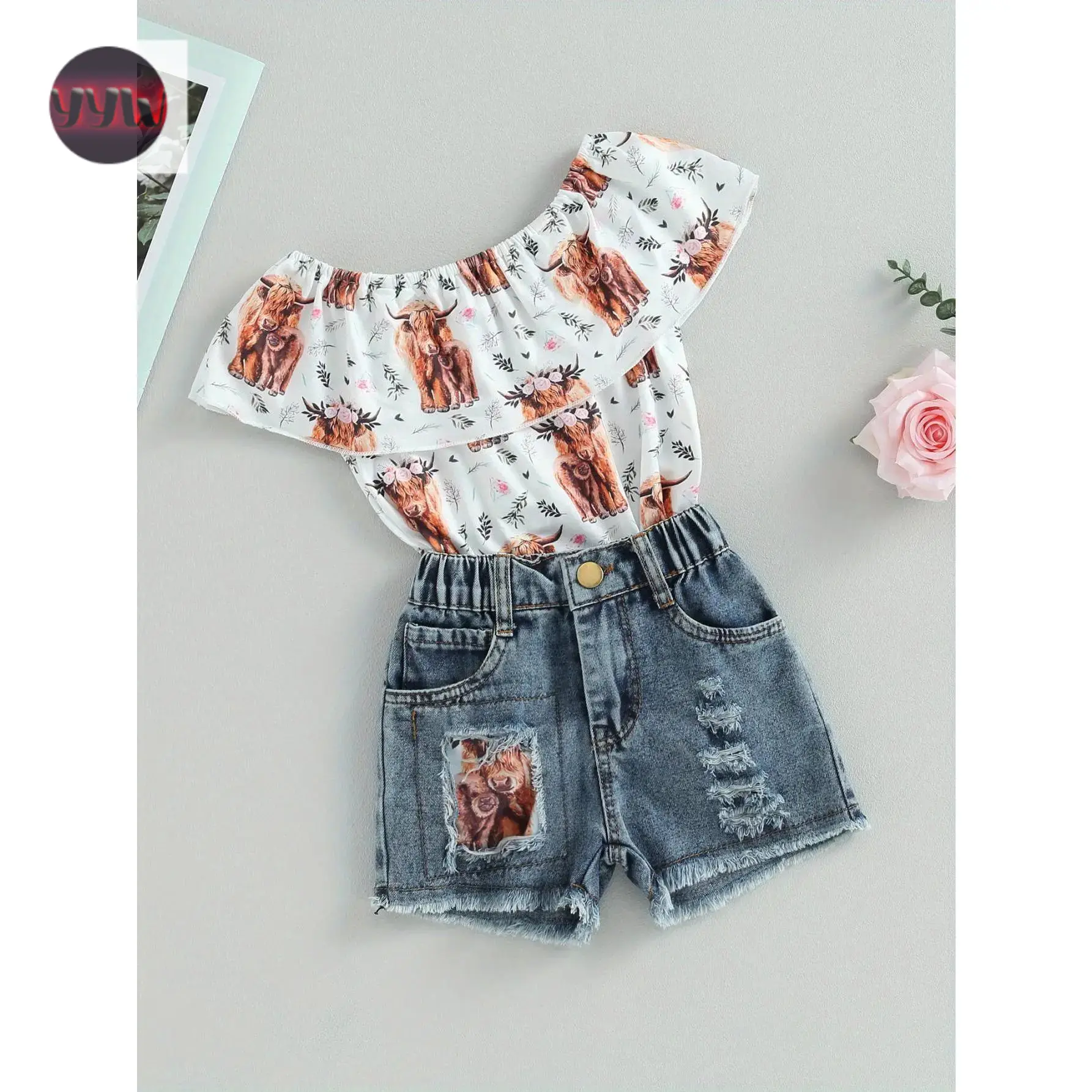 YYW1 Outfit Baby Girls Featuring Cow Print Tops And Stretchy Ripped Shorts, a Two-Piece Set, Outdoor