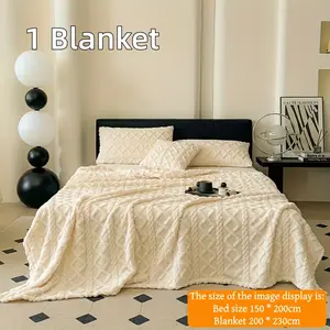 Comfortable Milk Fleece Blanket, Soft Warm All-Season Cover, Geometric Pattern Design, Ideal for Naps and Hugs, Perfect for Home Use