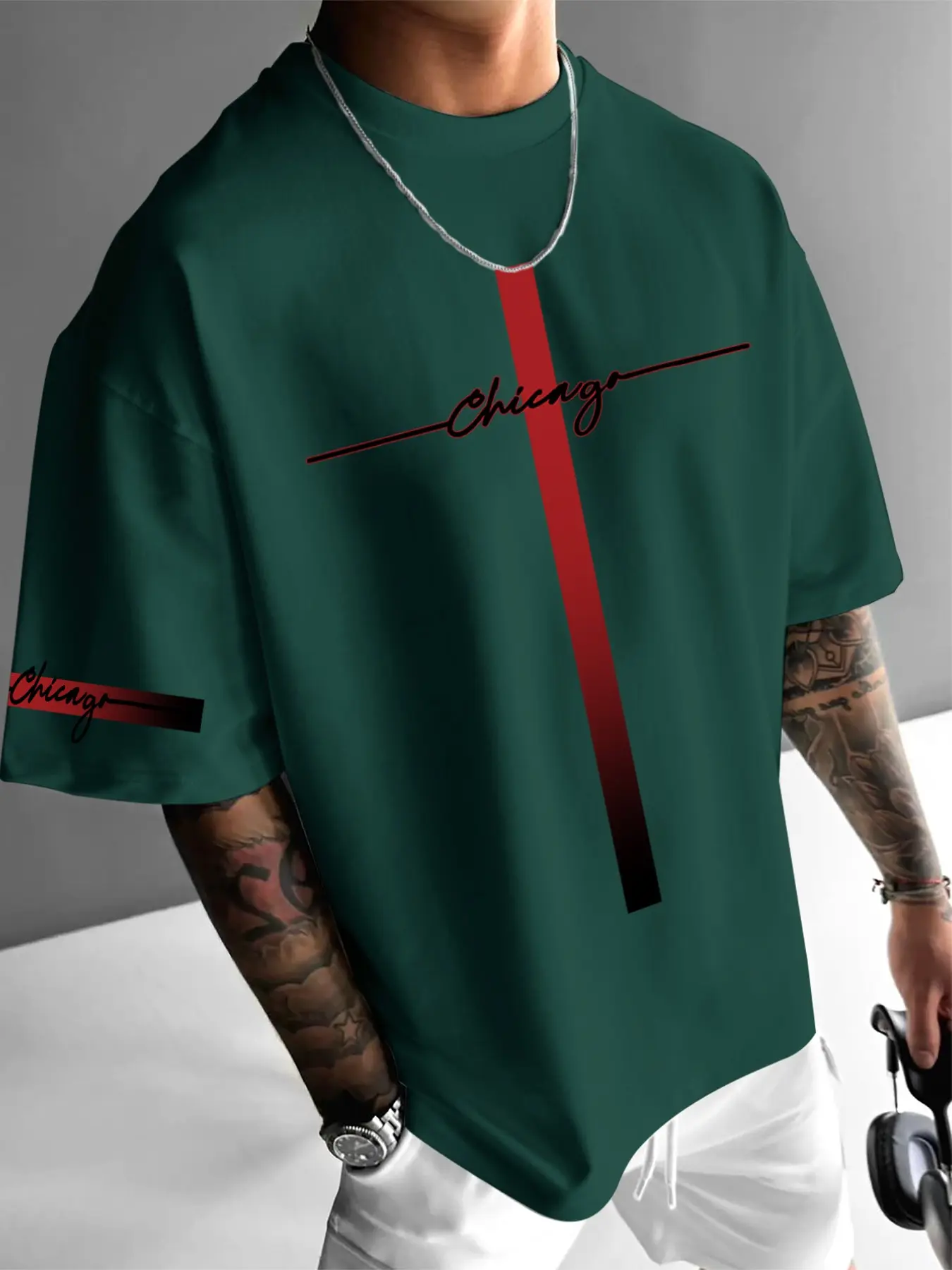 Men's T-Shirt with Gradient Lines and Chicago Print, Loose-Fit Street Style, Polyester, Daily Wear, All Seasons