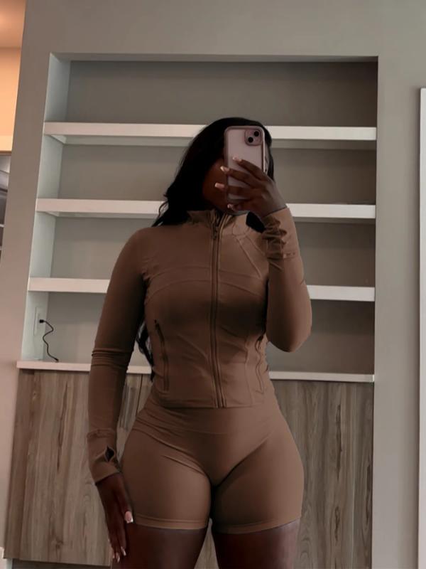 New2 piece sets women  Streetwear Lady Sports Tracksuit Set Lady Streetwear Shorts Outfit Set Sexy Women Two Pieces Club Macthing Top+Shorts colorblock print tee yoga clothes