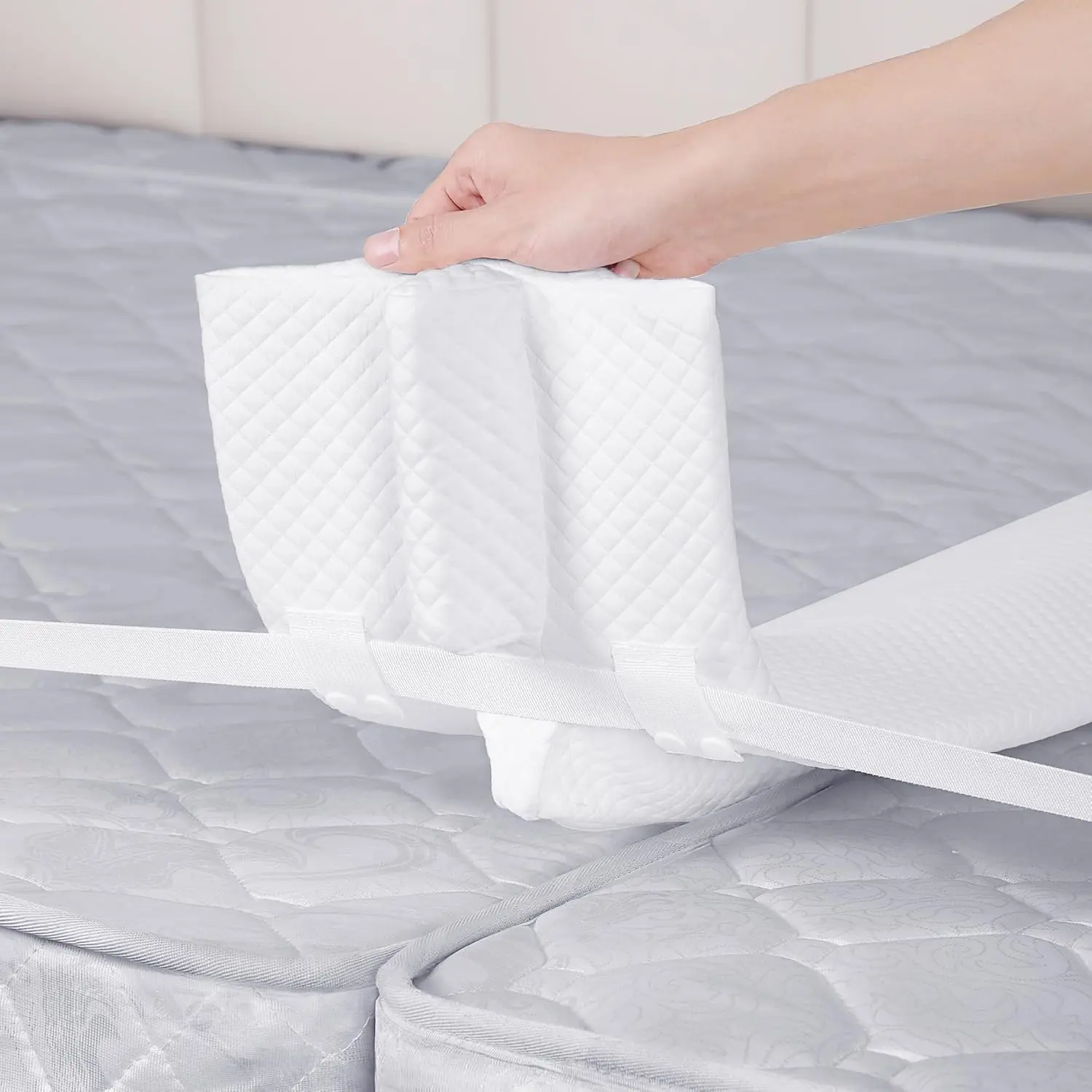 Twin to King Bed Bridge: Twin Bed Connector to Make a King - Split King Mattress Gap Filler with Straps - One-Piece 25D Foam Bed Converter with Washable Cover (10 Inch Bed Bridge Set)