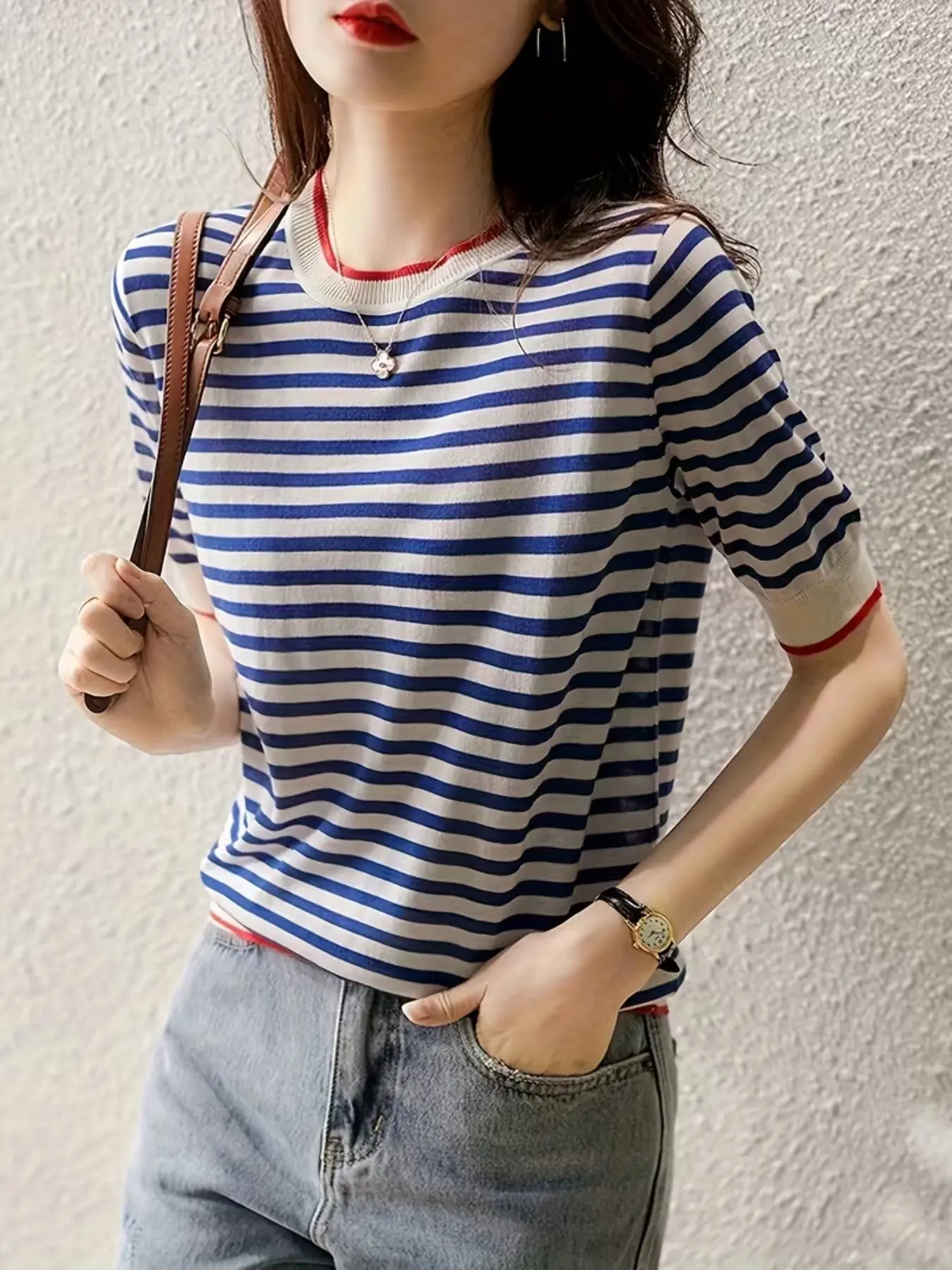 Women's Striped Short Sleeve Knit Top, Loose-Fitting Summer Tee, Comfortable Round Neck T-Shirt, Perfect for Casual