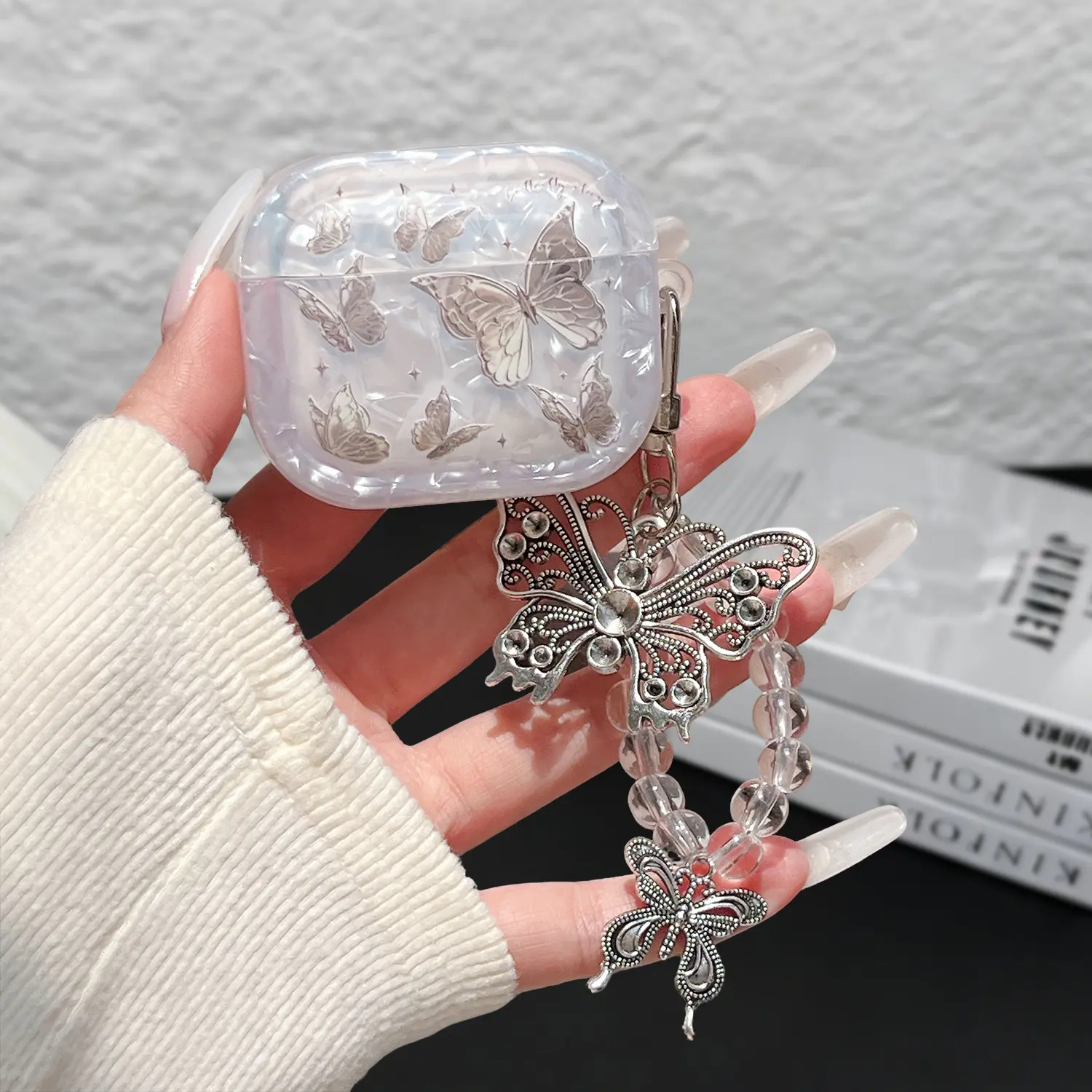 Butterfly Case for AirPods 4/3/2/1 Pro3/2/1 Case with Beaded Bracelet Keychain for Women Girls Anti-Fall Shockproof Protective Case