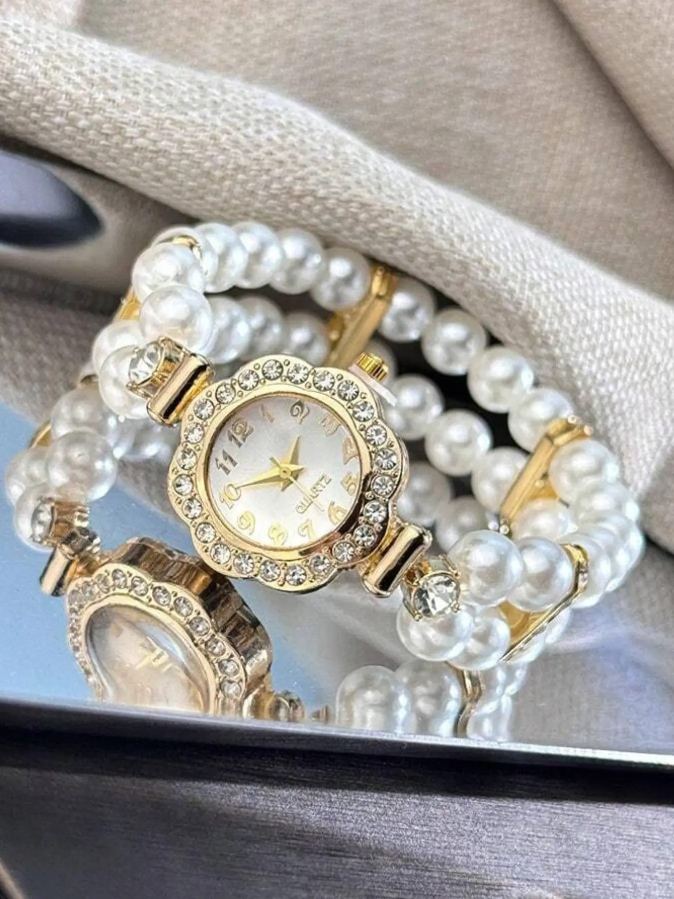 Women's Casual Quartz Watch, Dual Row Large Pearl Elastic Band, Rhinestone Alloy Case, Arabic Number Dial, Elegant Style, All Seasons