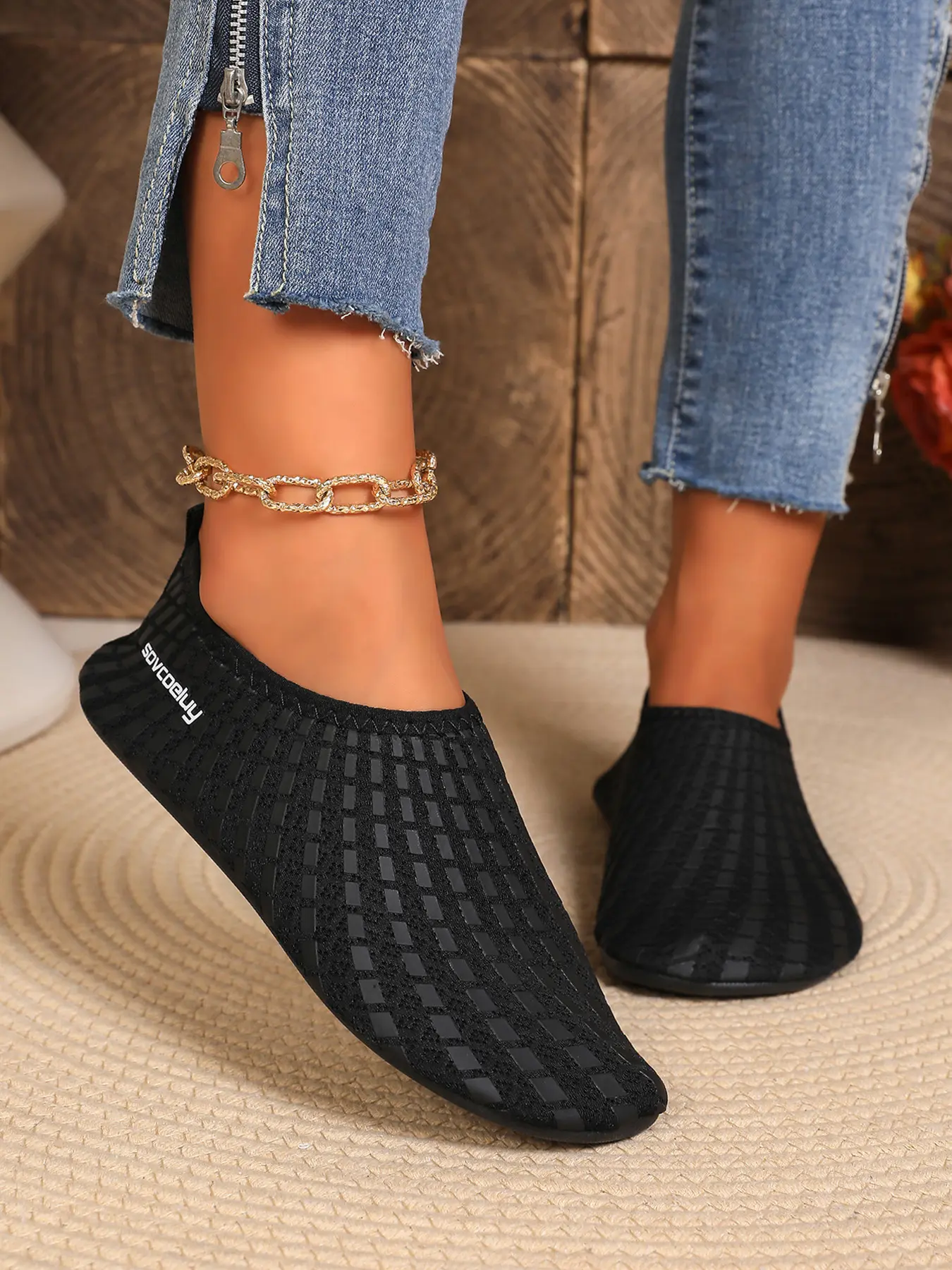 Women's Slip-On Water Shoes, Beach Sock Shoes, Couples Hiking Shoes, Yoga Fitness Shoes, Non-Slip Bathroom Shoes, Soft Sole Pool Shoes, Swim Shoes