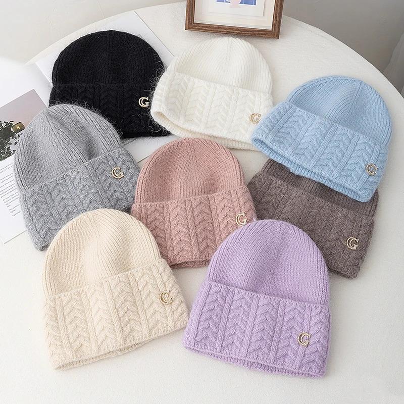 New Style Simple Chic Winter Hat G Letter Decor Rabbit Fur Beanie Elegant Winter Hats For Women Candy Colors Warm Knit Hats