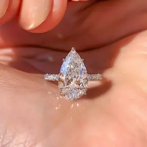 "Luxury Teardrop Ring with Cubic Synthetic Zirconia |   's Proposal & EngaSynthetic Gemstoneent Ring, Elegant Anniversary Gift & Party Jewelry", for Teenager