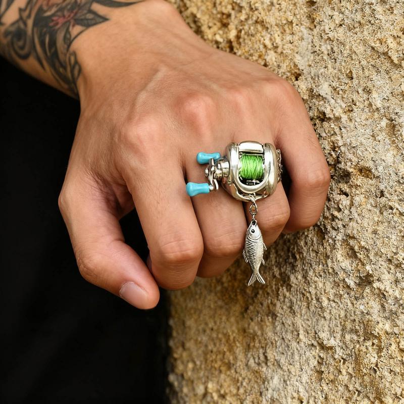 Rotating Mini Fishing Reel Necklace – Moving Line Guide Pendant for Anglers Outdoor Jewelry Gift