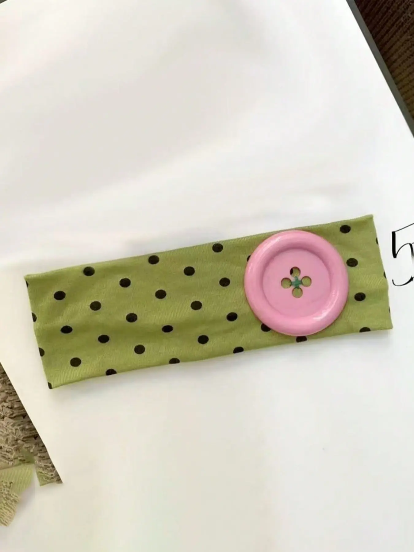 Dopamine Button Decorative Hairband, Non-Slip Elastic Hairband, Y2K Style, Ideal for Daily Wear, Makeup, Street Sports, Cycling, Headbands