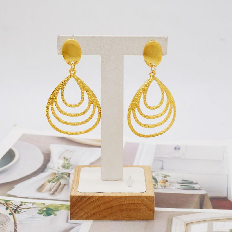 Gold Hollow Water Drop Pendant Necklace Earrings Matching Wedding Dinner Luxury Jewelry Custom Necklace For Girlfriend