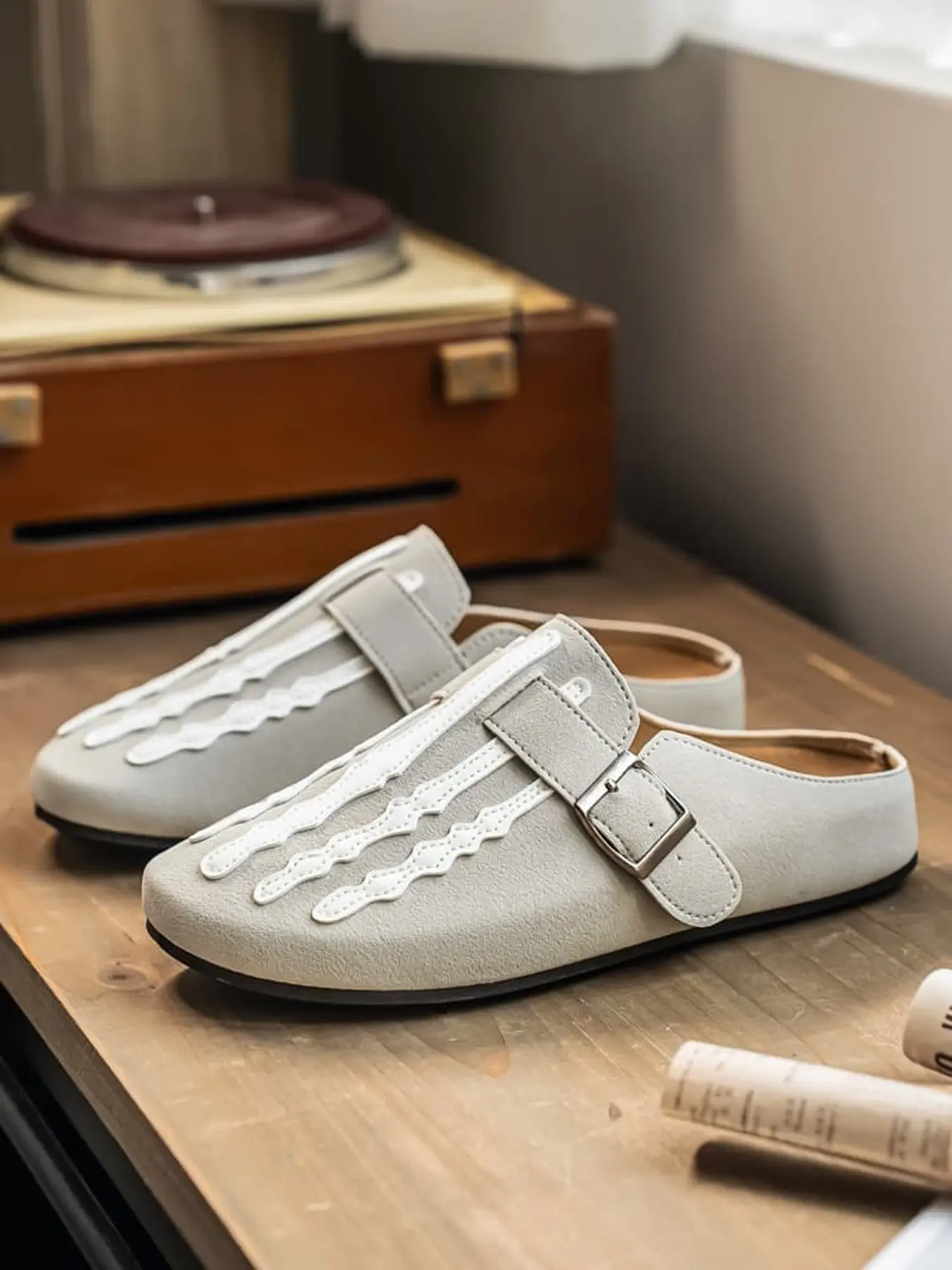 1 Pair Mens Birken Mule Clogs, Halloween Skeleton Paw Retro Cool Style, Suede Upper Adjustable Buckle Strap Soft Non Slip Sole, For Street Walking Casual Party Outfits, Fashionable Trendy Clogs