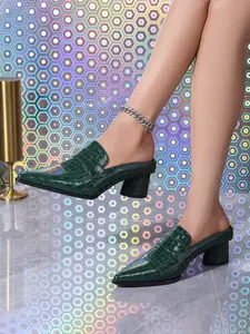 New Crocodile Pattern Soft Sole Mules, Vintage Luxury, Breathable and Light, Perfect for Commuting and Shopping, Versatile and Stylish