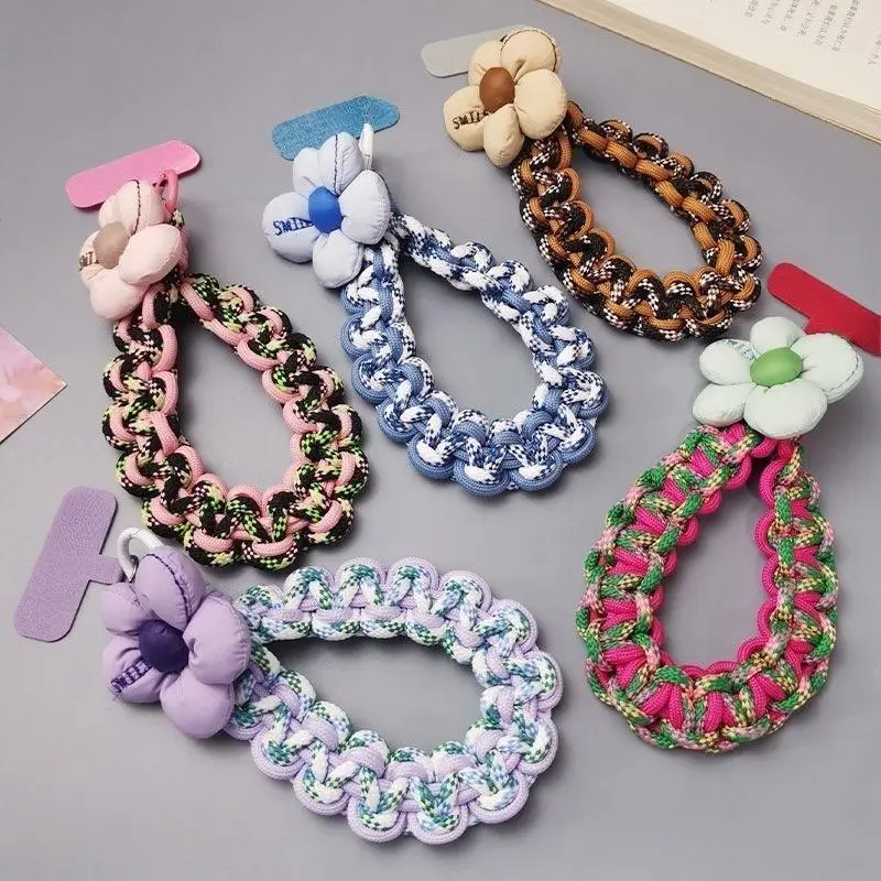 Vintage Y2K Flower Pattern Braided Anti-Lost Wrist Mobile Strap, Durable Wearproof Short Hand Lanyard Universal For All Smartphone Cases, Trendy Decorative Cellphone Ornament Lightweight Portable For Daily Commute Outdoor Activities, Practical Fashion Acc