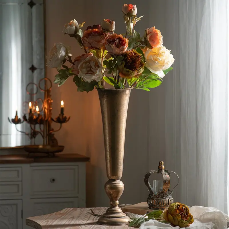 Vintage Wrought-Iron Planter, Thickened Iron, Handcrafted Aging, Antique-Finish, Unique Weathered Texture, Durable Flower Pot