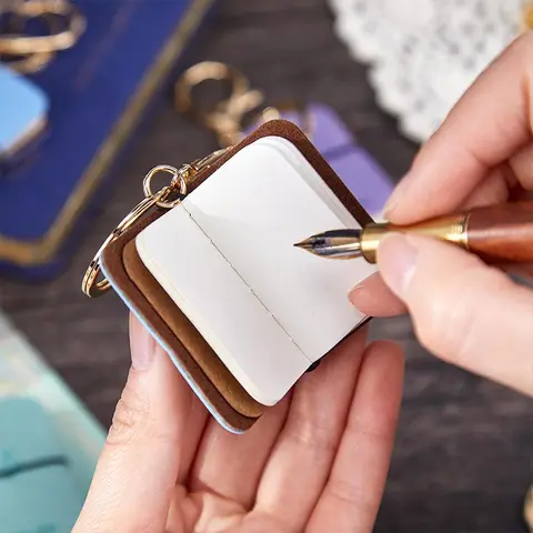 Mini Notebook with Cute Keychain Kawaii, 1 Count Portable Pocket Notepad, Office Stationery and Desk Organizer Accessory
