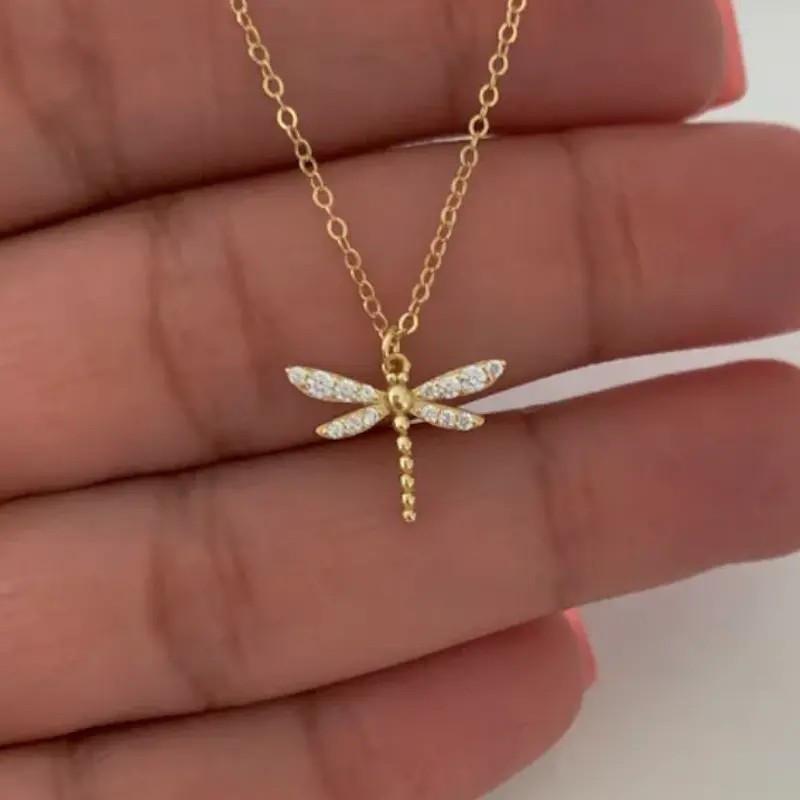 1 exquisite and stylish dragonfly pendant necklace, perfect as a for birthdays or any special occasion