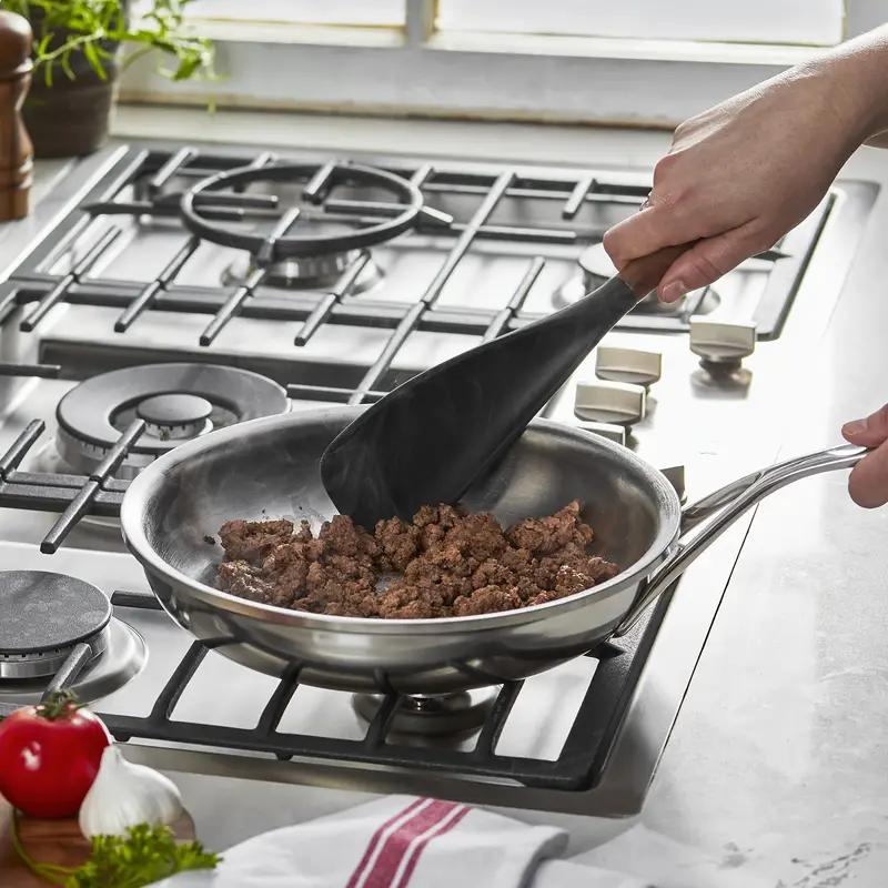 High Heat Resistant Nonstick Pan - Heat resistant up to 446°F/230°C, nonstick surface, wide edge design for flipping pancakes, eggs, fish, barbecue, stir-fries - Compatible with frying pans and grills - Easy-to-clean kitchen tool for professio