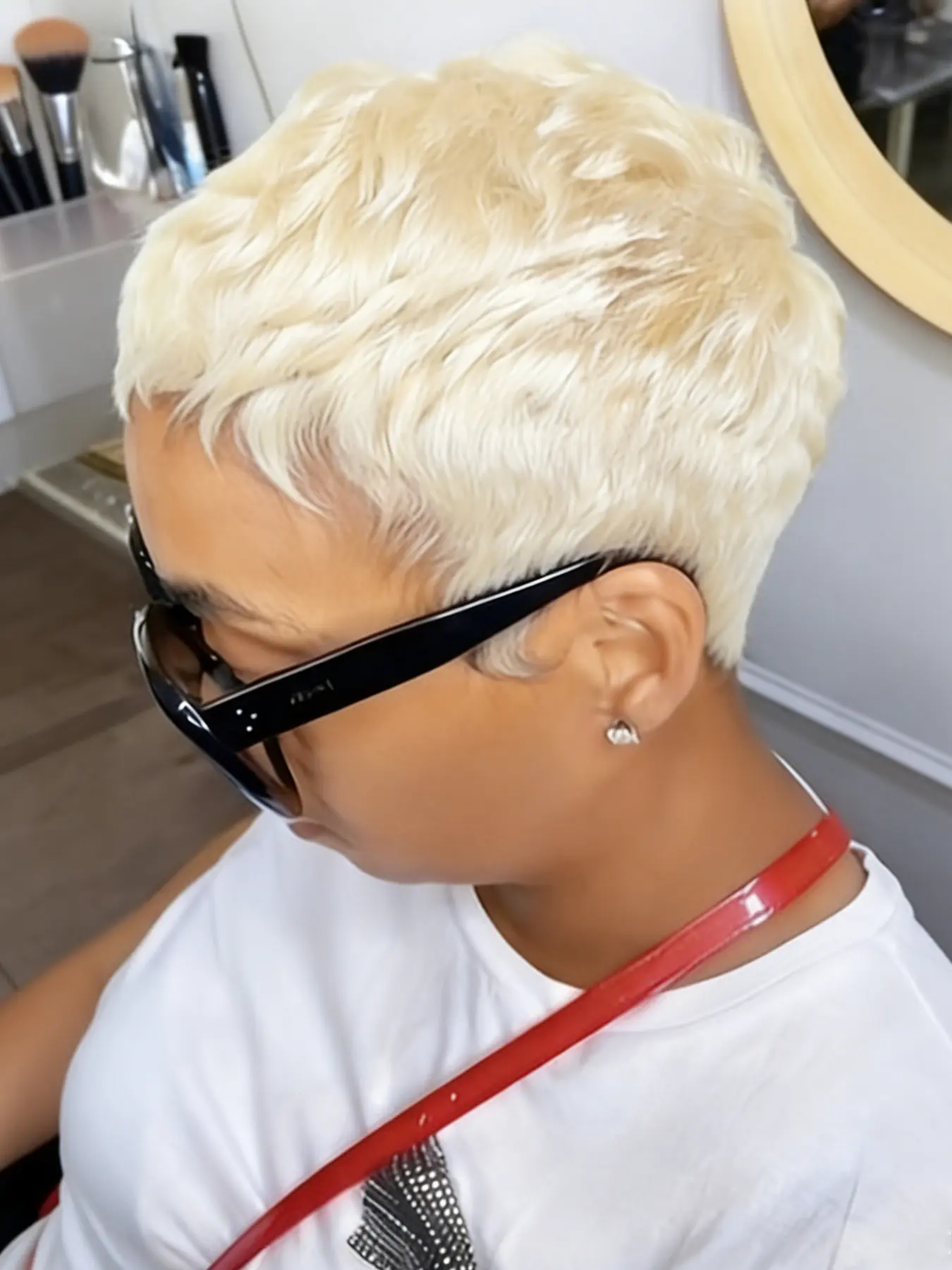 Blonde Short Straight Layered Pixie Cut Human Hair Wig, Silky Straight Wig, Machine Made, 60 Color Options, Perfect for Parties and Holidays, Gift Wig
