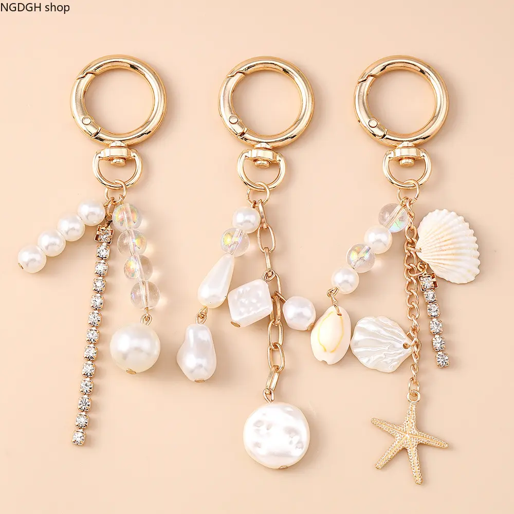 Boho Beach‑Style Bag Charm Keychain, Baroque Faux Pearl Shell Starfish Tassel Key Ring, Sparkly Rhinestone Chain Pendant, Golden‑Tone Spring Clasp for Purse Backpack Summer Gift‑Giving
