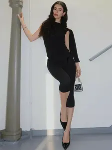 2026 European Women's Summer New Fashion Street Style Asymmetrical Neck Sleeveless Top Slim Fit Tie Short Pants Set