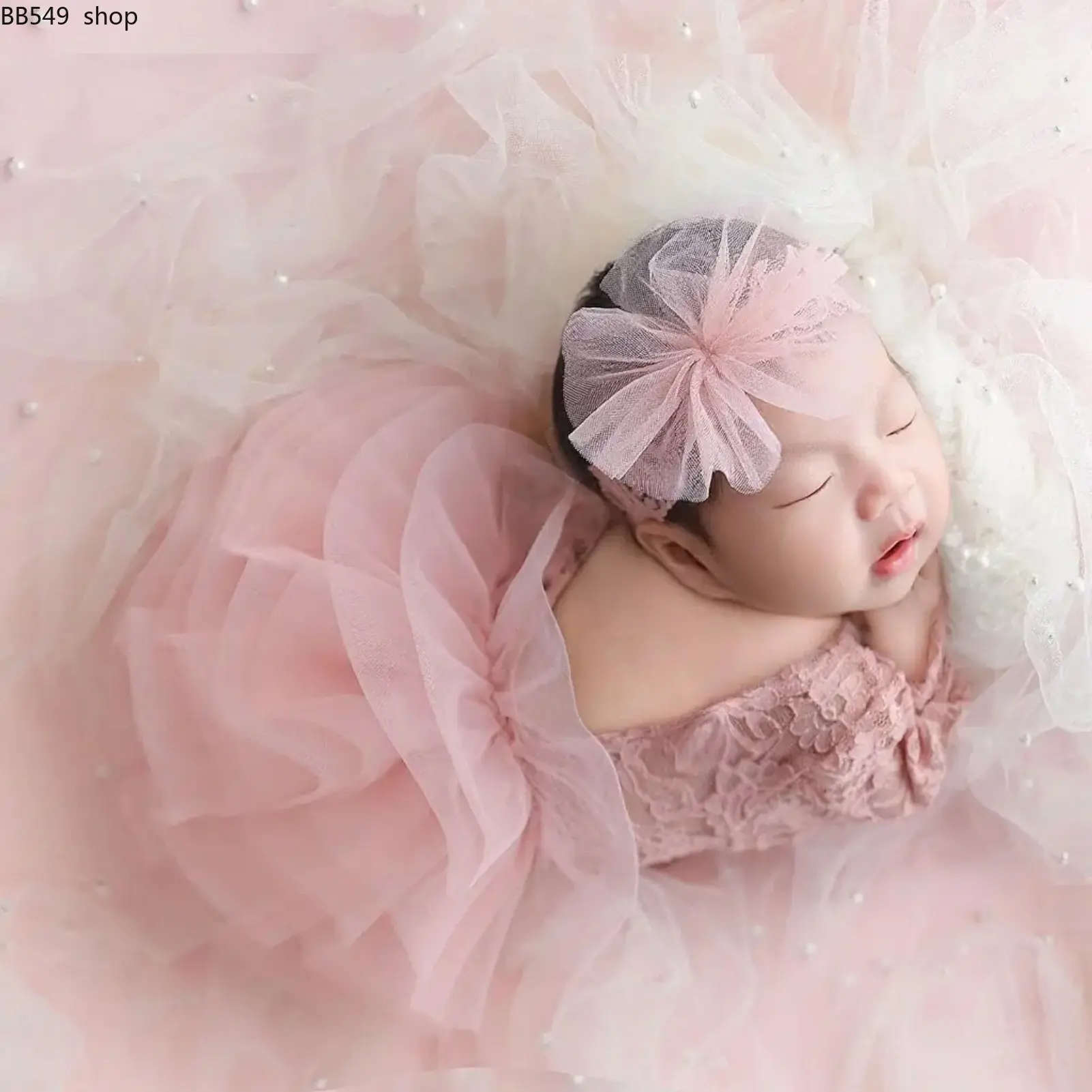 Newborn Baby Girl Photography Outfit, Cute Lace Romper with Matching Headband, Soft Photo Shoot Prop Set for Newborn Photos, Portrait Sessions, Special Occasions & Gift Giving