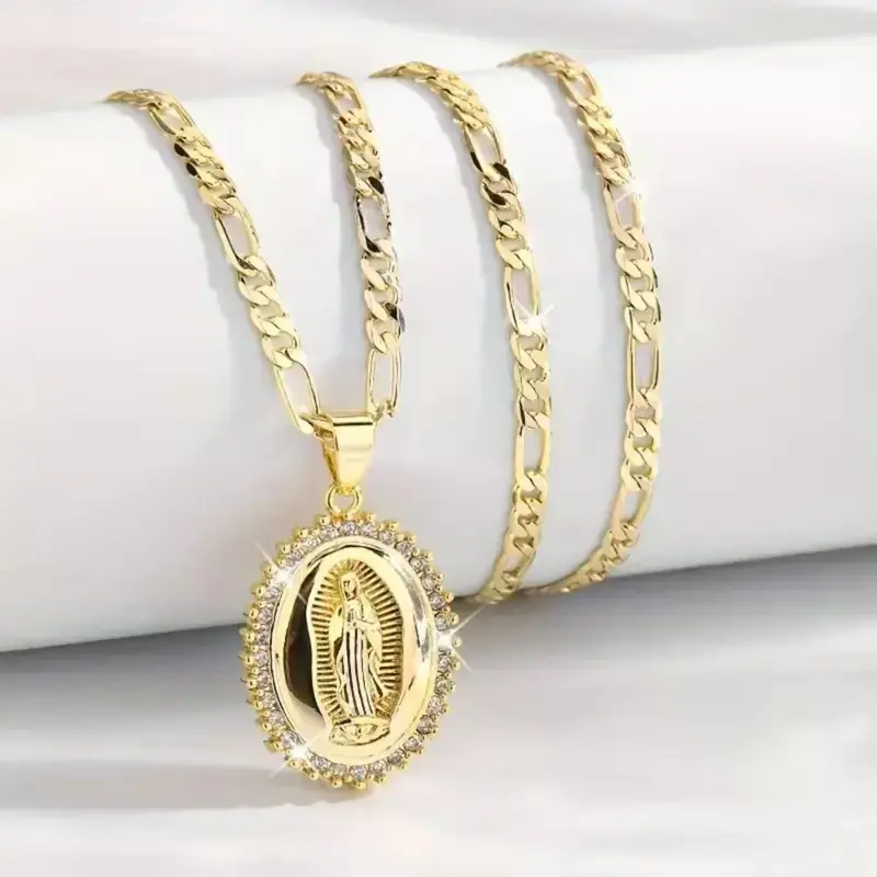 Elegant 14K Gold Plated Oval Virgin Mary Pendant Necklace for Women, Chic Faith Jewelry for Festival Daily Outfits, Thoughtful Sentimental Accessory Gift for Female Friends & Loved Ones