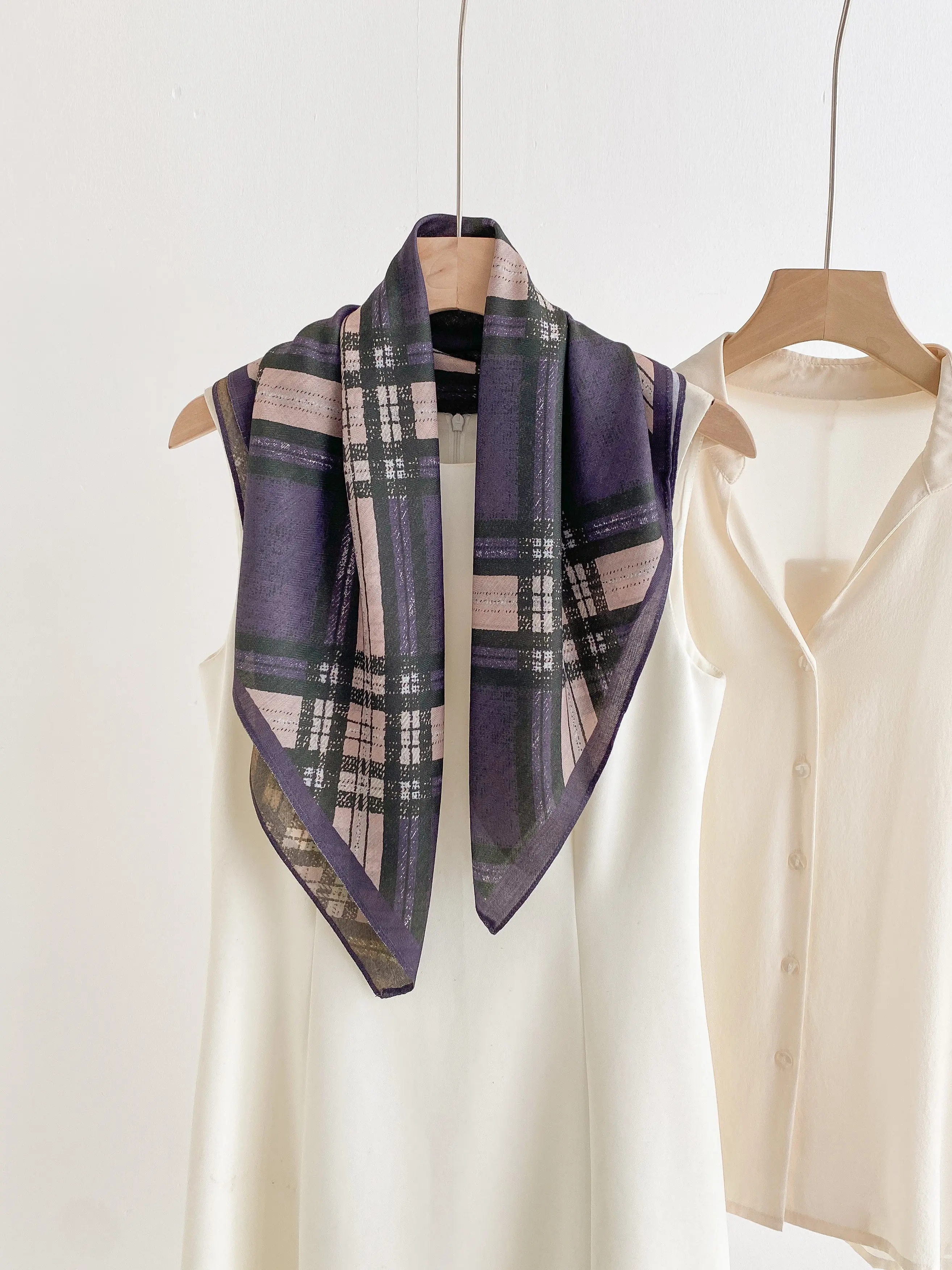 Women's Vintage Plaid Print Scarf, Soft Comfortable Headscarf, Striped Pattern Fashion Accessory, All-Season Daily Wear, Stylish Casual Wrap, Checkered Scarf