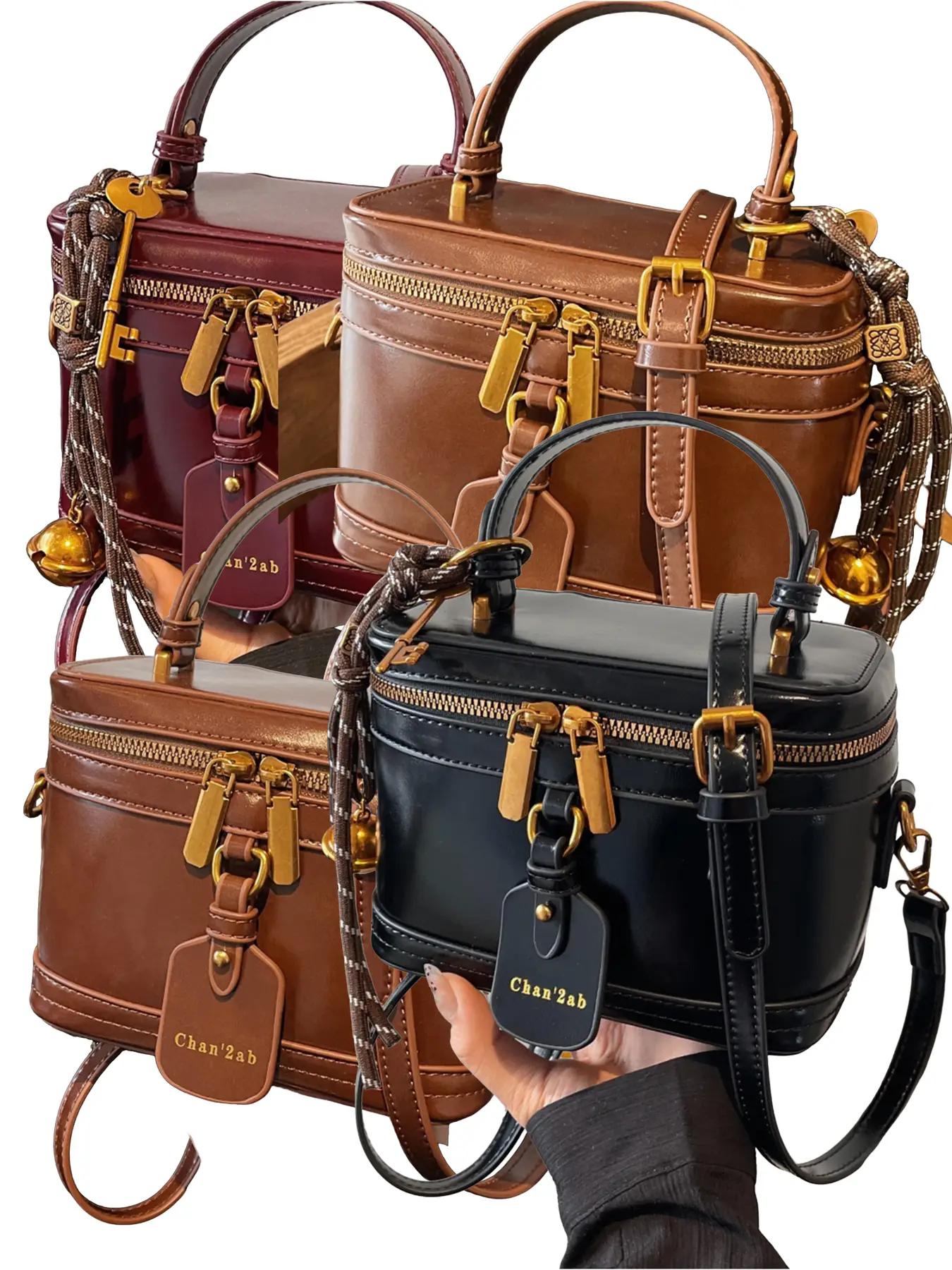 Women's Elegant Minimalist Handbag, Fashionable Retro Simple Style Crossbody Bag with Charm, Casual Trendy Versatile High-quality Daily Commuting Bag, Sling Purse, Casual Shoulder Bag